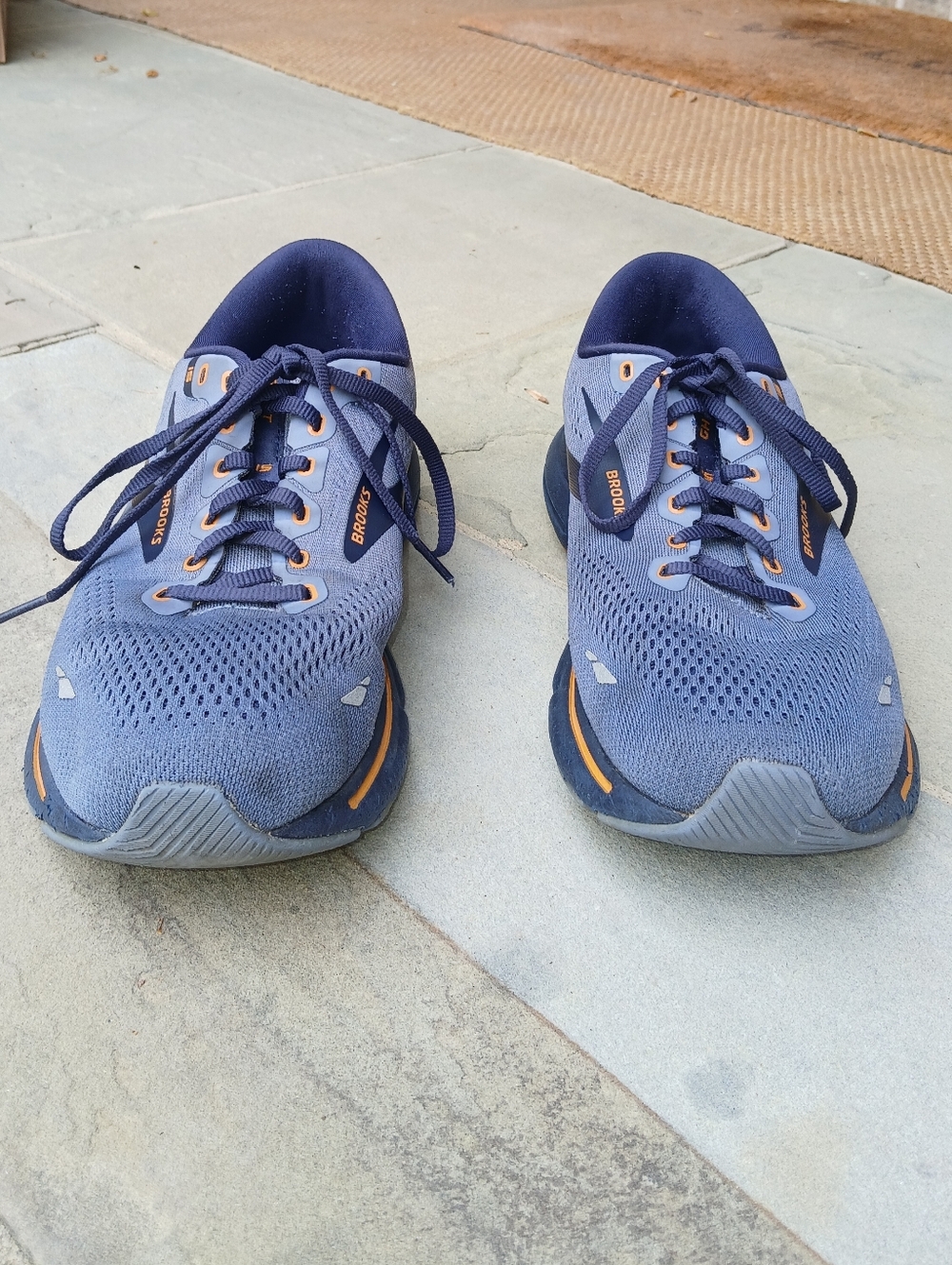Brooks Men’s Ghost 15 Running Shoes Size 10.5 2E Wide - Picture 3 of 8